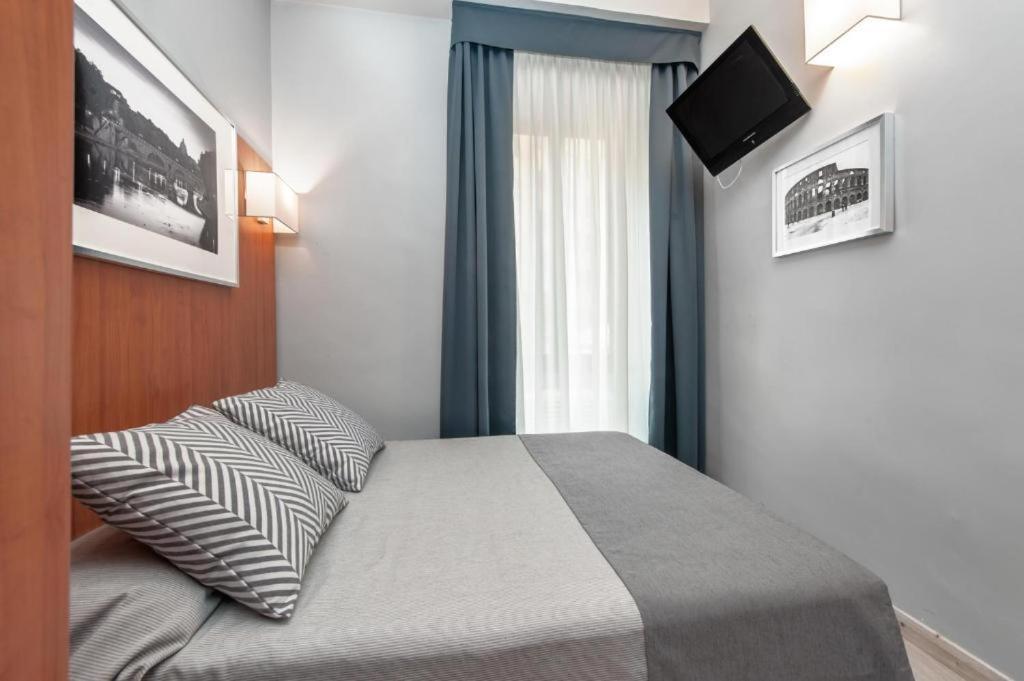 Roi Hotel Рим Екстериор снимка